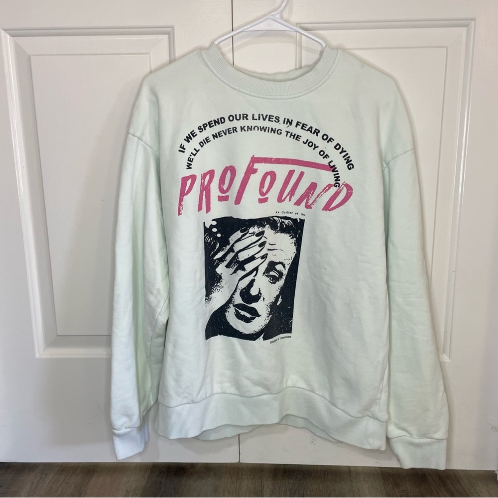 Profound Graphic Sweatshirt size M